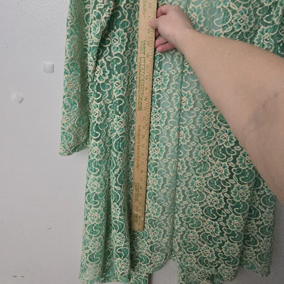 Pretty Young Thing Women's L Green Floral Open Front Lacey Cardigan USA Made - Picture 10 of 10